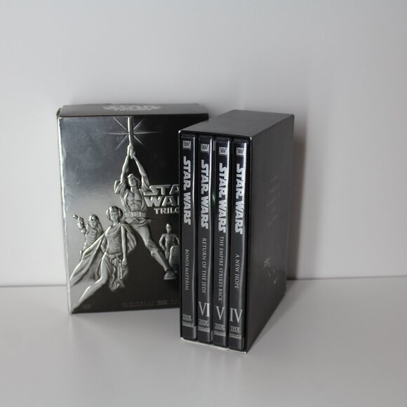 Star Wars Other - Star Wars Trilogy DVD Set with bonus material